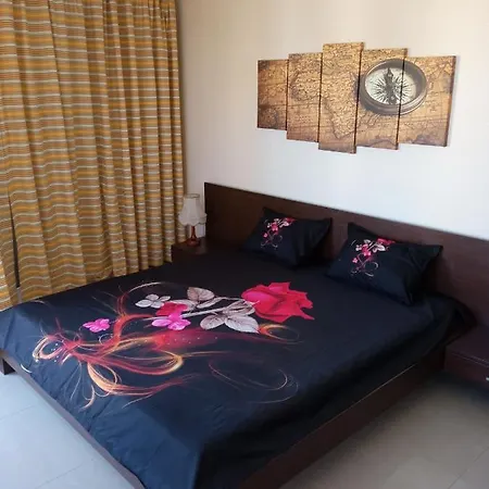 студио Homestay